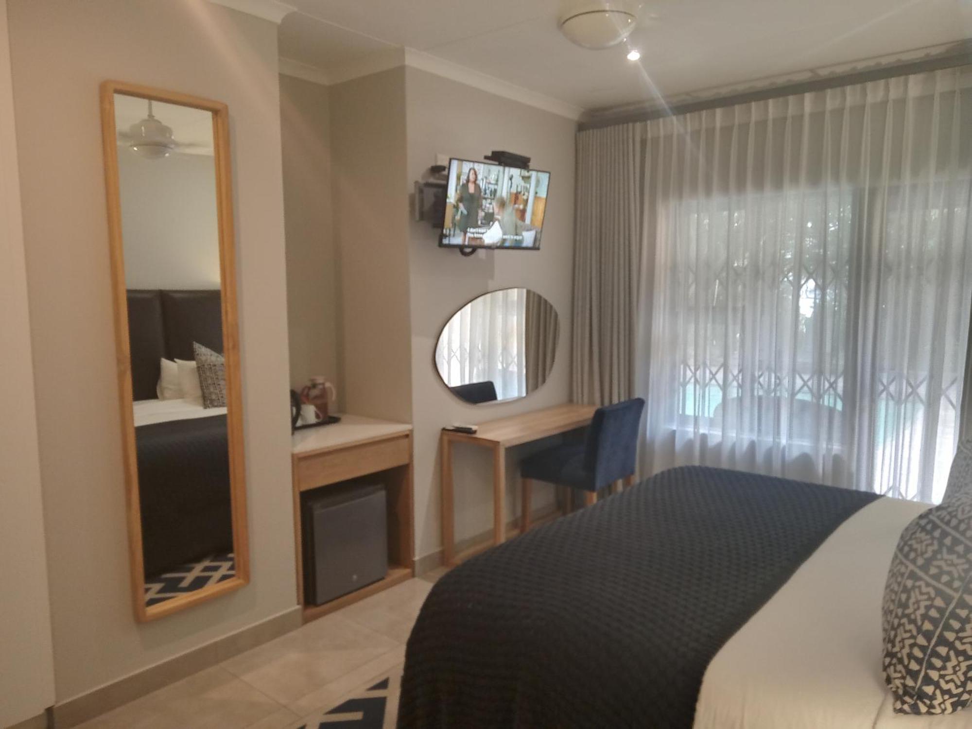 Tropical Beach Boutique Guesthouse Шелли-Бич Экстерьер фото